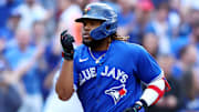 Guerrero Jr. le dedicó el cuadrangular a su madre