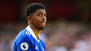 Wesley Fofana quitte Leicester et s'engage à Chelsea jusqu'en 2028.