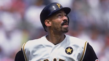 Derek Bell rounds the bases as a member of the Pittsburgh Pirates.