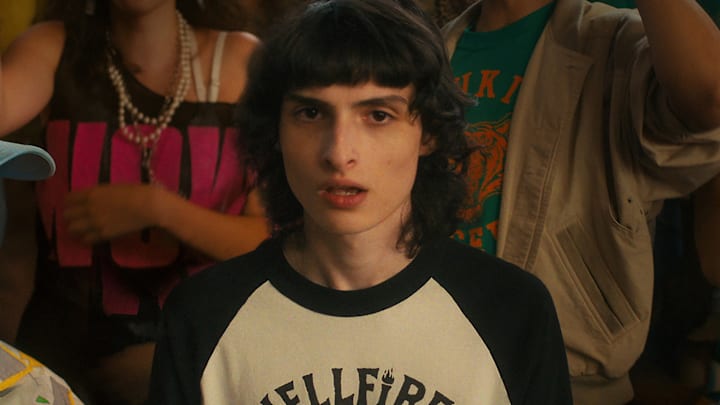 STRANGER THINGS (L to R) Gaten Matarazzo as Dustin Henderson, Finn Wolfhard as Mike Wheeler and Sadie Sink as Max Mayfield in STRANGER THINGS. Cr. Courtesy of Netflix © 2022