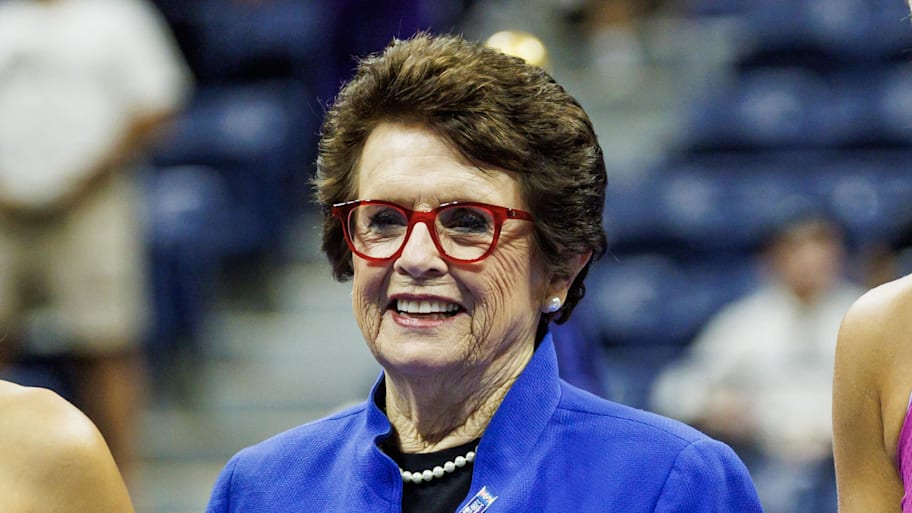 Billie Jean King poses with the women's U.S. Open champion Aryna Sabalenka and runner-up Jessica Pegula. | Mike Frey-Imagn Images