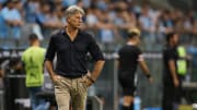 Renato Gaúcho voltou ao Grêmio e quer continuar “fazendo história” no clube. 
