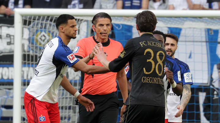 Fairplay von Michael Gregoritsch (r.)