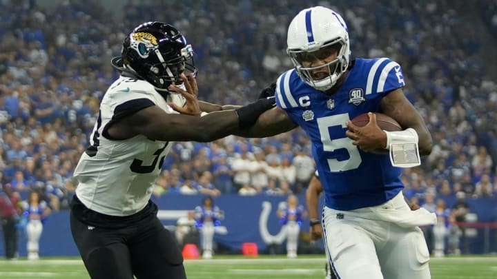 Indianapolis Colts quarterback Anthony Richardson (5) runs the ball, during a game against the Jacksonville Jaguars at Lucas Oil Stadium in Indianapolis.
