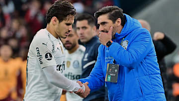 Meia não deve atuar mais em 2022