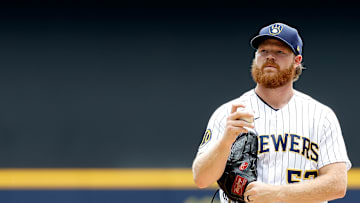 Pittsburgh Pirates v Milwaukee Brewers