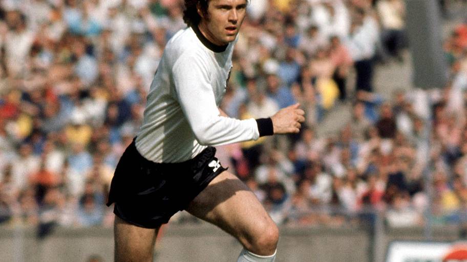 Franz Beckenbauer.