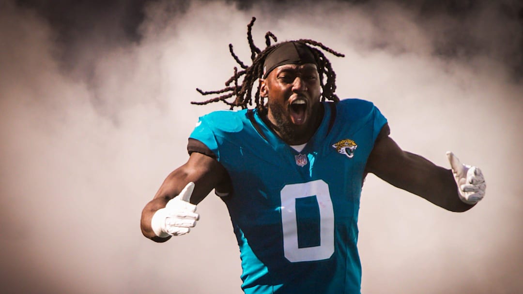 Jacksonville Jaguars linebacker Devin Lloyd (0) enters the stadium before an NFL football game at EverBank Stadium, Sunday, Dec. 14, 2025, in Jacksonville, Fla. [Doug Engle/Florida Times-Union]