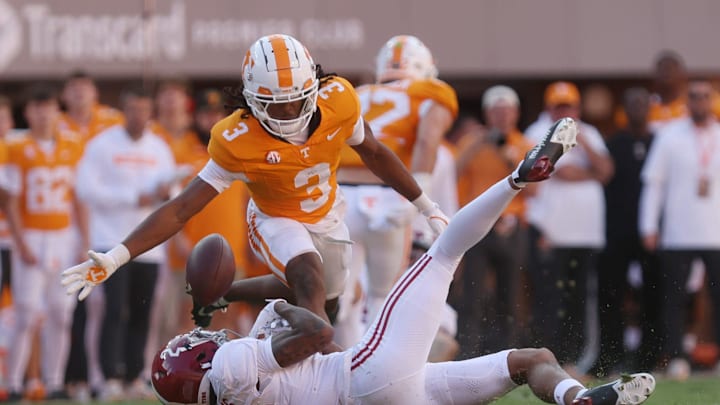 Oct 19, 2024; Knoxville, Tennessee, USA; Alabama Crimson Tide wide receiver Ryan Williams (2) is unable to make a catch while against Tennessee Volunteers defensive back Jermod McCoy (3) during the first quarter at Neyland Stadium. Mandatory Credit: Alan Poizner-Imagn Images