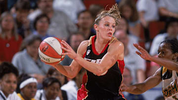 Jackie Stiles #10