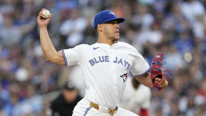 Jun 27, 2024; Toronto, Ontario, CAN; Toronto Blue Jays starting pitcher Jose Berrios (17) pitches to the New York Yankees during the second inning at Rogers Centre. Mandatory Credit: John E. Sokolowski-USA TODAY Sports
