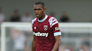 Issa Diop va poursuivre da route en Premier League.