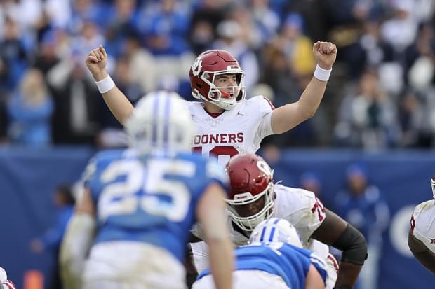 Oklahoma quarterback Jackson Arnold