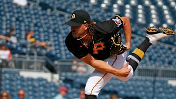 Cincinnati Reds v Pittsburgh Pirates