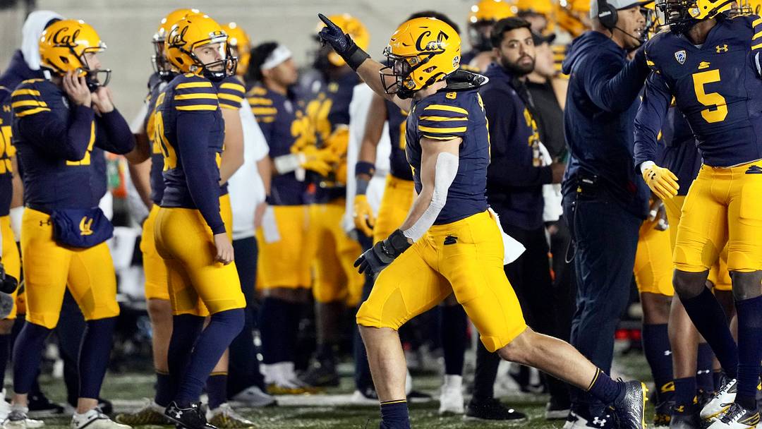 Jackson Sirmon celebrates his touchdown in the 2022 Big Game