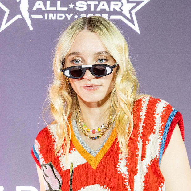 Paige Bueckers arrives on the Orange Carpet to start the 2025 WNBA All-Star 