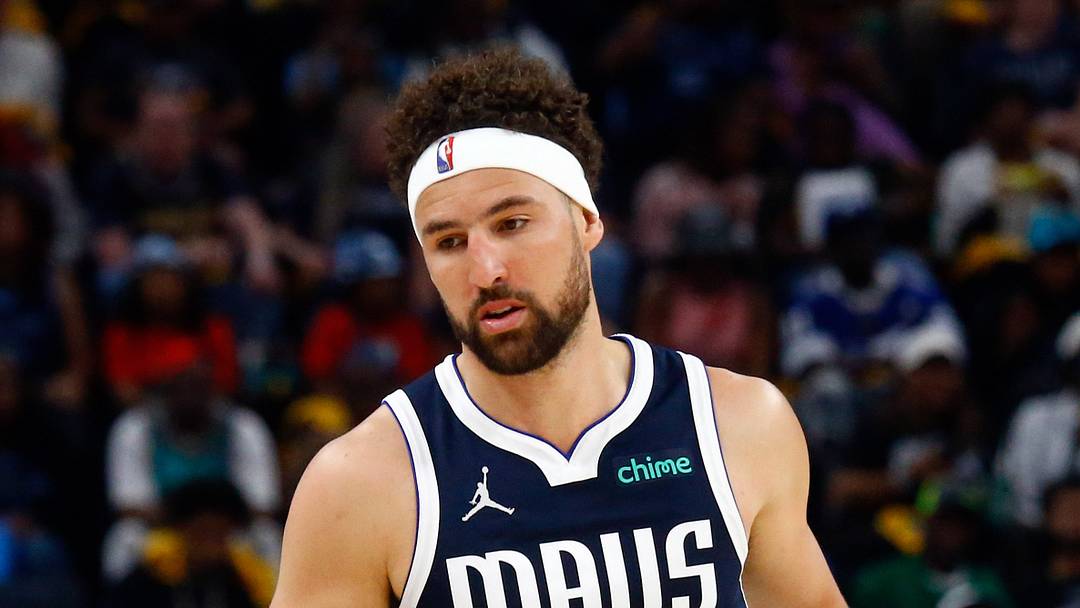 Dallas Mavericks guard Klay Thompson (31)