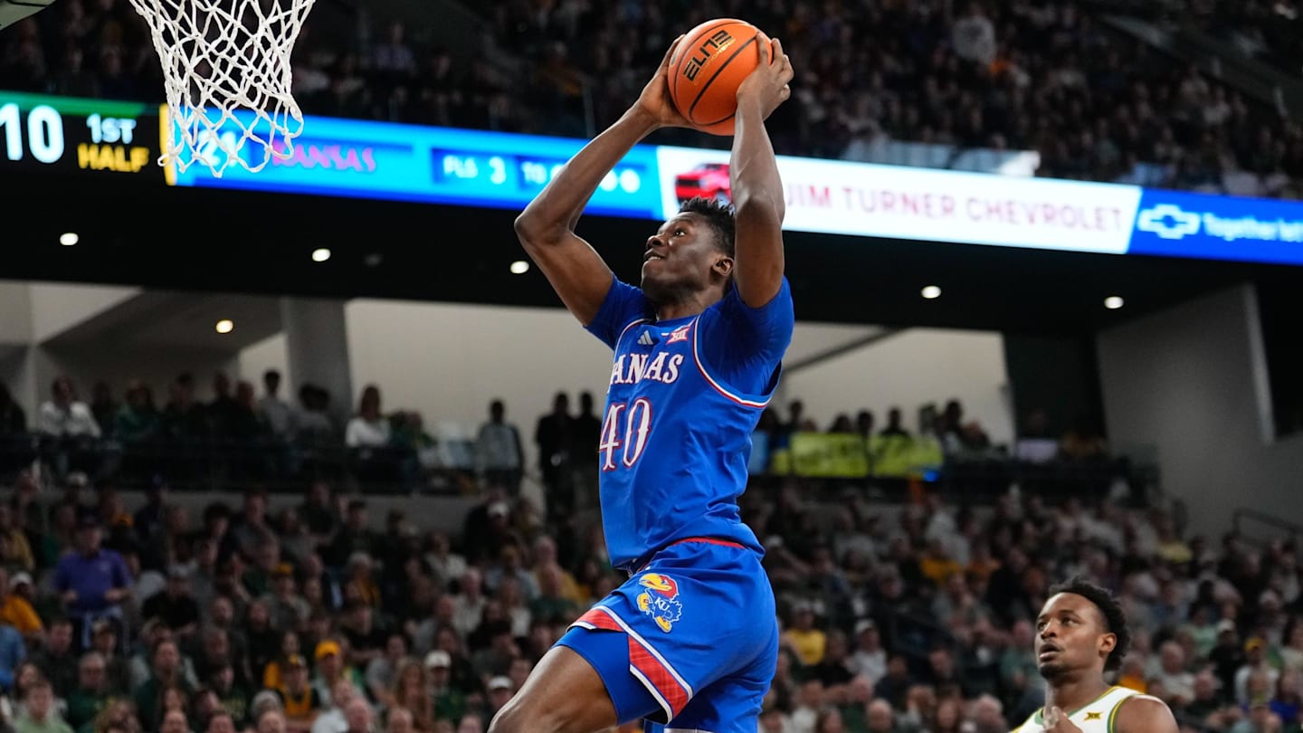 Flory Bidunga’s Sophomore Leap Could Make or Break Kansas Basketball Season