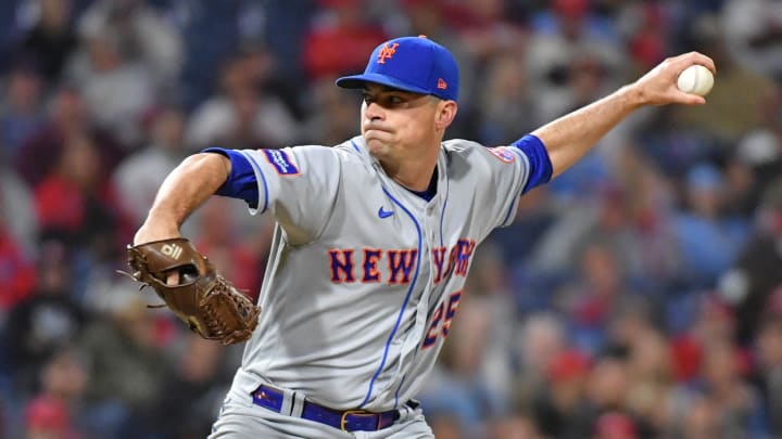 Sep 22, 2023; Philadelphia, Pennsylvania, USA; New York Mets relief pitcher Brooks Raley (25) throws a pitch during the ninth inning against the Philadelphia Phillies at Citizens Bank Park. Mandatory Credit: Eric Hartline-USA TODAY Sports