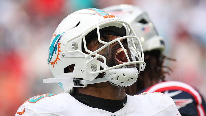 Miami Dolphins linebacker Jordyn Brooks