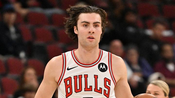 Oct 7, 2026; Chicago, Illinois, USA;  Chicago Bulls guard Josh Giddey (3) controls the ball against the Phoenix Suns during the first half at United Center.  Mandatory Credit: Patrick Gorski-Imagn Images