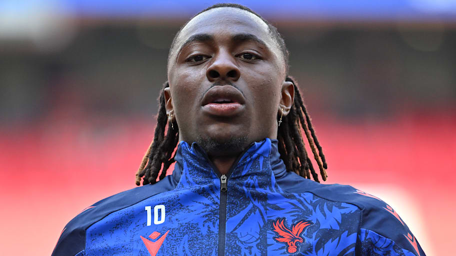 Eberechi Eze in action for Crystal Palace.