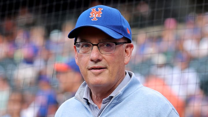 Mets owner Steve Cohen wrote an apology to fans after the team didn't reach the playoffs. Mets owner Steve Cohen wrote an apology to fans after the team didn't reach the playoffs.
