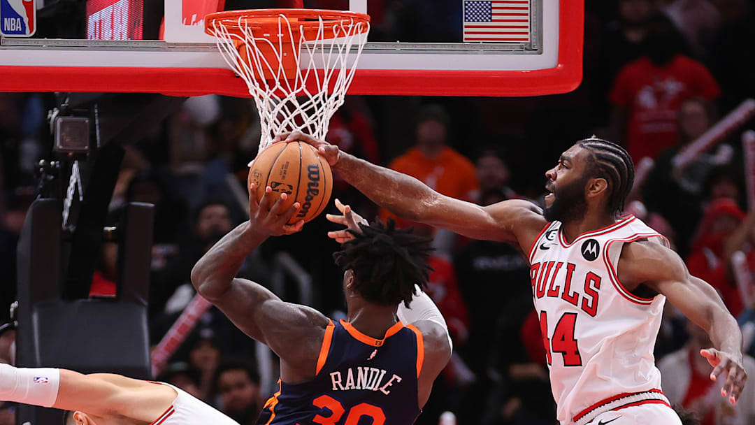 New York Knicks v Chicago Bulls