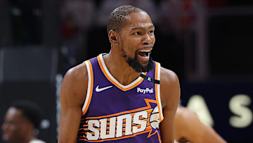 Phoenix Suns v Atlanta Hawks