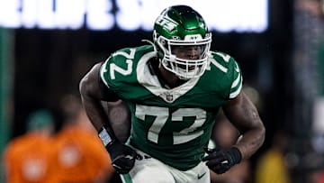 NY Jets defensive end Micheal Clemons