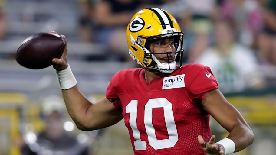 Packers quarterback Jordan Love will undergo a procedure on his left thumb. | Sarah Kloepping/USA TODAY NETWORK-Wisconsin / USA TODAY NETWORK via Imagn Images