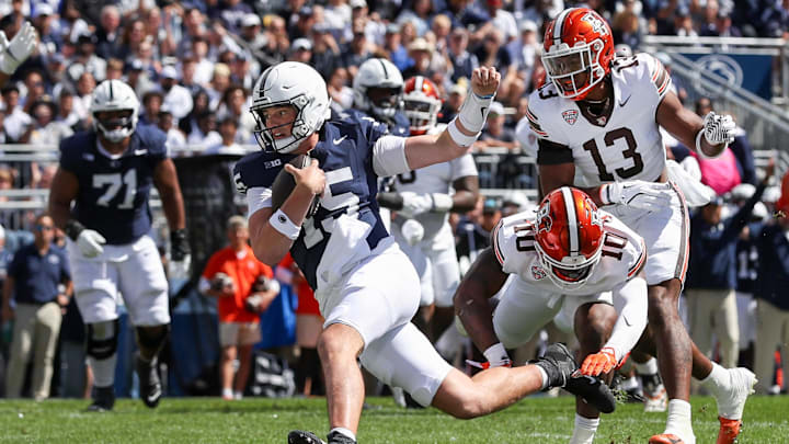 Penn State quarterback Drew Allar rushes for a touchdown during the first quarter against the Bowling Green Falcons at Beaver Stadium. 