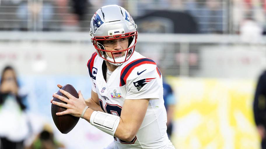 New England Patriots quarterback Drake Maye