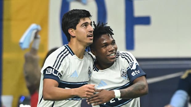 ลาบอร์ดาและโอคัมโป ไวท์แคปส์ ลาบอร์ดาและโอคัมโป ไวท์แคปส์