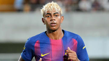 Lamine Yamal est titulaire pour le Trophée Gamper contre Côme. 