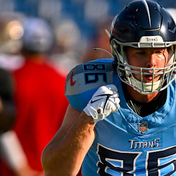Tennessee Titans tight end Steven Stilianos (86).