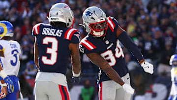 Los Angeles Rams v New England Patriots