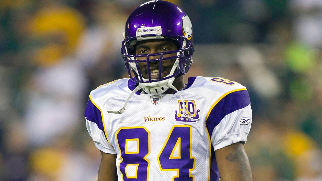 Randy Moss has a case for being the best wide receiver in NFL history, but that never brought him a Super Bowl ring.  Mandatory Credit: Jeff Hanisch-USA TODAY Sports