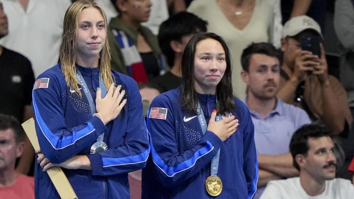 Jul 28, 2024; Nanterre, France; Gretchen Walsh (USA) and Torri Huske (USA) in the women’s 100-meter butterfly medal ceremony during the Paris 2024 Olympic Summer Games at Paris La Défense Arena. Mandatory Credit: Grace Hollars-USA TODAY Sports