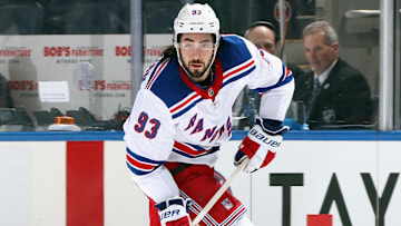 New York Rangers v New York Islanders