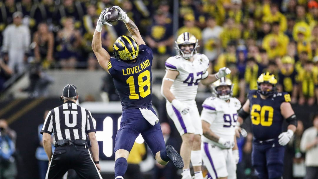 Michigan tight end Colston Loveland makes a catch against Washington during the second half of U-M's 34-13 win in the College Football Playoff national championship game in Houston on Monday, Jan. 8, 2024.