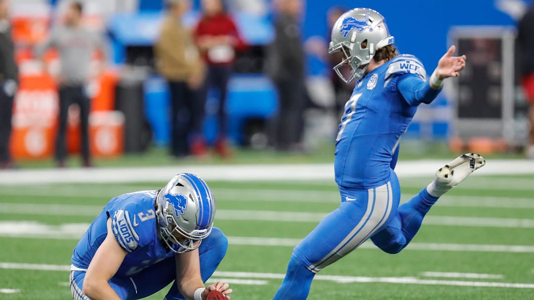 Lions place kicker Michael Badgley warms up before the NFC divisional playoff game between the Lions and Buccaneers at Ford Field on Sunday, Jan, 21, 2024.