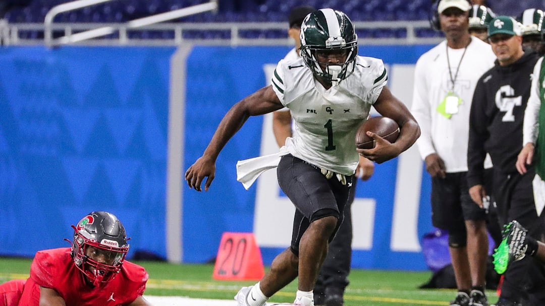 Detroit Cass Tech wide receiver Corey Sadler Jr. runs against Toledo Central Catholic during the second half of CHSL Prep Bowl at Ford Field in Detroit on Saturday, Oct. 21, 2023.