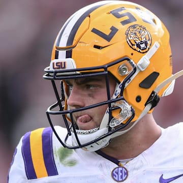 Louisiana State University quarterback Garrett Nussmeier (13) gets ready for an offensive drive against South Carolina during the fourth quarter at Williams-Brice Stadium in Columbia, S.C. Saturday, September 14, 2024.