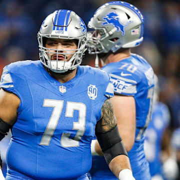 Detroit Lions guard Jonah Jackson warms up before the Denver Broncos game at Ford Field in Detroit on Saturday, Dec. 16, 2023.