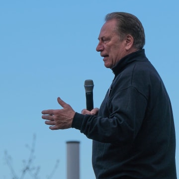 Tom Izzo speaks to and fires up the approximately 5,000 participants in the Izzo Legacy Run/Walk/Roll 5K at Michigan State Saturday, April 20, 2024.