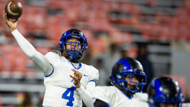 Ramsay's Kameron Keenan (4) throws the ball during the AHSAA Super 7 football Class 5A state championship