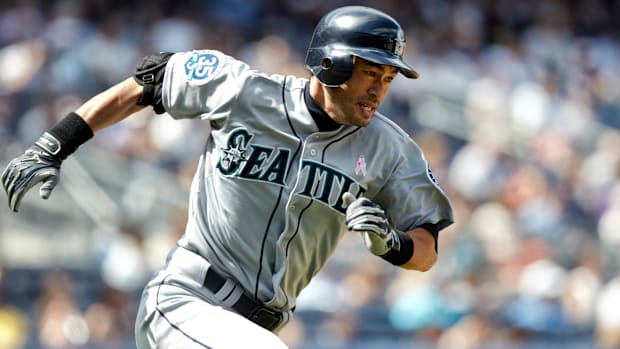Seattle Mariners’ Ichiro Suzuki running bases in 2012