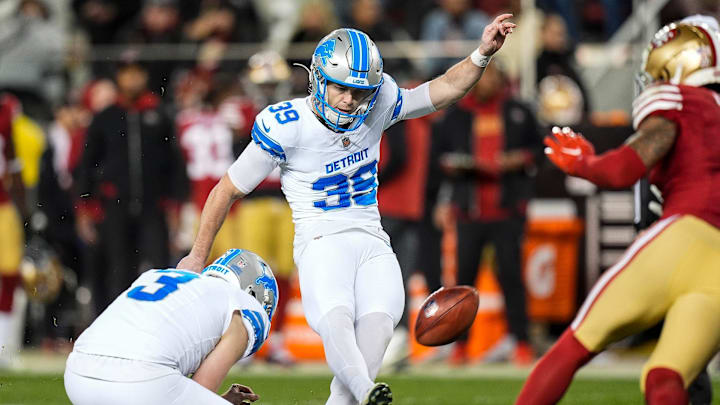 Detroit Lions place kicker Jake Bates (39). Detroit Lions place kicker Jake Bates (39).