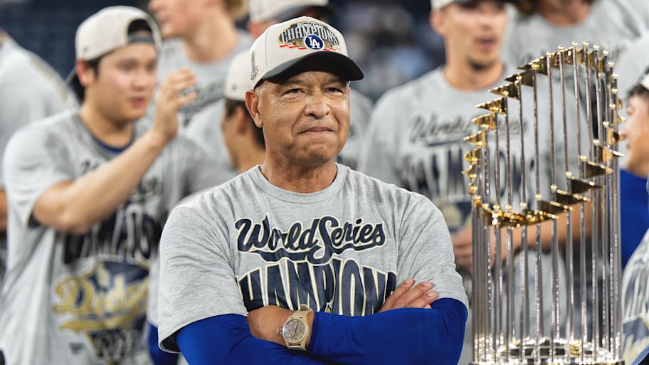 Dodgers manager Dave Roberts with 2025 World Series trophy